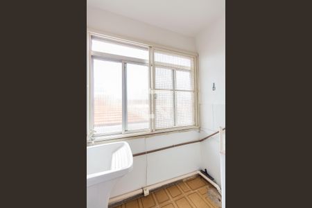 Apartamento à venda com 60m², 2 quartos e sem vaga Apartamento à venda com 60m², 2 quartos e sem vagaLavanderia