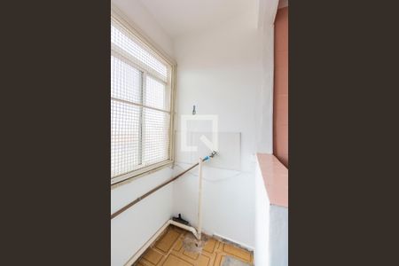 Apartamento à venda com 60m², 2 quartos e sem vaga Apartamento à venda com 60m², 2 quartos e sem vagaLavanderia