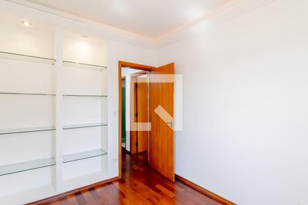 Apartamento à venda com 105m², 3 quartos e 2 vagasQuarto 2