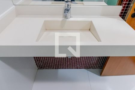 Apartamento à venda com 105m², 3 quartos e 2 vagasBanheiro 