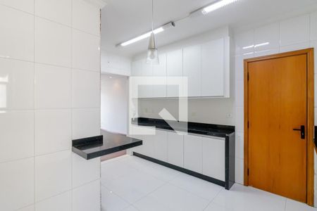 Apartamento à venda com 105m², 3 quartos e 2 vagasCozinha 