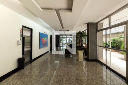 Apartamento à venda com 200m², 3 quartos e 1 vagaEspaço comum - hall