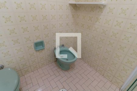 Casa à venda com 146m², 4 quartos e 3 vagasBanheiro