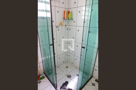 Casa à venda com 80m², 2 quartos e 2 vagas Casa à venda com 80m², 2 quartos e 2 vagasBanheiro