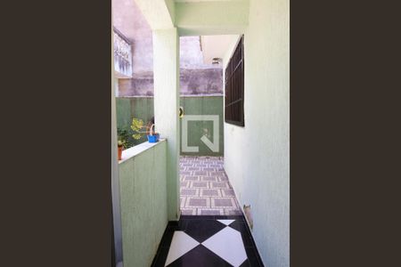 Casa à venda com 80m², 2 quartos e 2 vagas Casa à venda com 80m², 2 quartos e 2 vagasQuintal