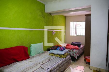 Casa à venda com 80m², 2 quartos e 2 vagas Casa à venda com 80m², 2 quartos e 2 vagasQuarto 2