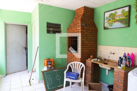 Casa à venda com 80m², 2 quartos e 2 vagas Casa à venda com 80m², 2 quartos e 2 vagasArea da Churrasqueira