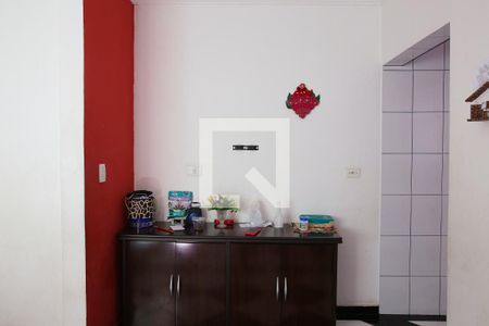 Casa à venda com 80m², 2 quartos e 2 vagas Casa à venda com 80m², 2 quartos e 2 vagasCozinha