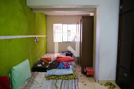 Casa à venda com 80m², 2 quartos e 2 vagas Casa à venda com 80m², 2 quartos e 2 vagasQuarto 2