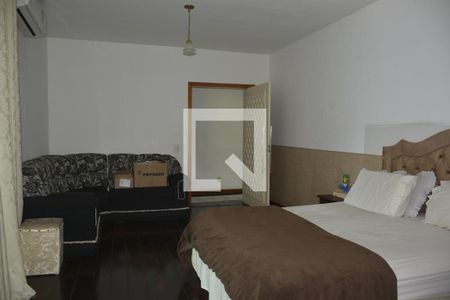 Casa para alugar com 400m², 6 quartos e 3 vagasQuarto 3 - Suíte