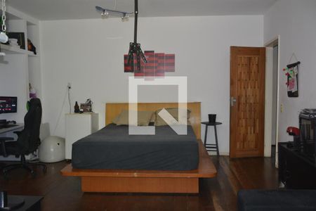 Casa para alugar com 400m², 6 quartos e 3 vagasQuarto 4 - Suíte