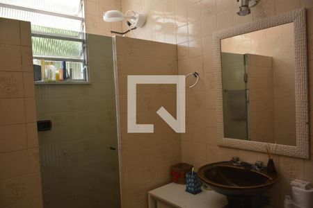 Casa para alugar com 400m², 6 quartos e 3 vagasBanheiro Corredor