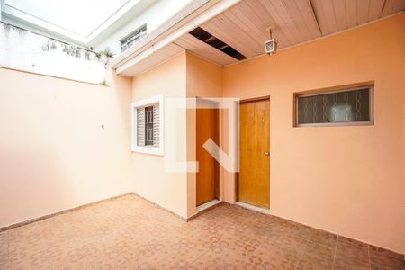 Casa para alugar com 130m², 3 quartos e 2 vagas Casa para alugar com 130m², 3 quartos e 2 vagasQuintal