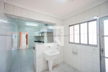 Casa para alugar com 130m², 3 quartos e 2 vagas Casa para alugar com 130m², 3 quartos e 2 vagasÁrea de serviço