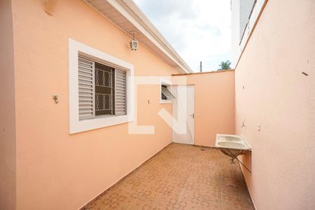 Casa para alugar com 130m², 3 quartos e 2 vagas Casa para alugar com 130m², 3 quartos e 2 vagasQuintal