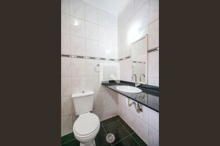 Casa para alugar com 130m², 3 quartos e 2 vagas Casa para alugar com 130m², 3 quartos e 2 vagasBanheiro da suíte