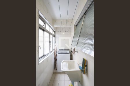 Apartamento à venda com 105m², 3 quartos e sem vaga Apartamento à venda com 105m², 3 quartos e sem vagaLavanderia