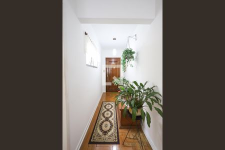 Apartamento à venda com 105m², 3 quartos e sem vaga Apartamento à venda com 105m², 3 quartos e sem vagaHall