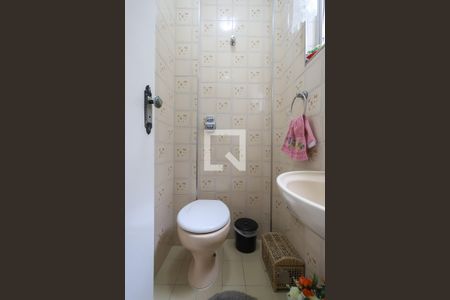 Apartamento à venda com 105m², 3 quartos e sem vaga Apartamento à venda com 105m², 3 quartos e sem vagaLavabo