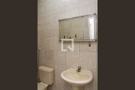 Casa de condomínio para alugar com 65m², 2 quartos e sem vagaBanheiro Social