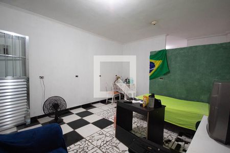 Sala de TV de casa de condomínio à venda com 6 quartos, 350m² em Conceição, Osasco