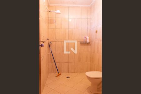 Casa para alugar com 150m², 3 quartos e 3 vagasBanheiro