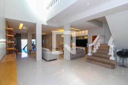 Sala de casa para alugar com 4 quartos, 400m² em Santa Teresa, Rio de Janeiro