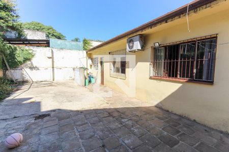 Casa à venda com 162m², 3 quartos e 3 vagas Casa à venda com 162m², 3 quartos e 3 vagasQuintal