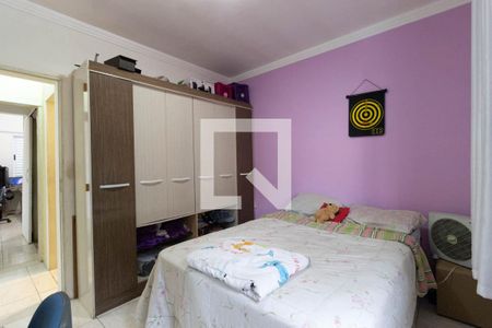 Casa à venda com 205m², 5 quartos e 6 vagasQuarto