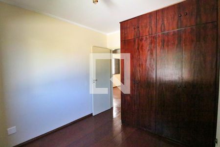 Quarto 1 de apartamento à venda com 3 quartos, 66m² em Jardim García, Campinas
