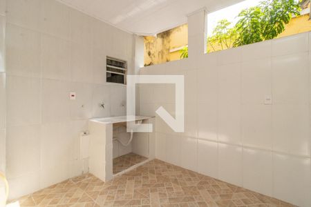 Casa para alugar com 77m², 2 quartos e 1 vaga Casa para alugar com 77m², 2 quartos e 1 vagaÁrea de Serviço