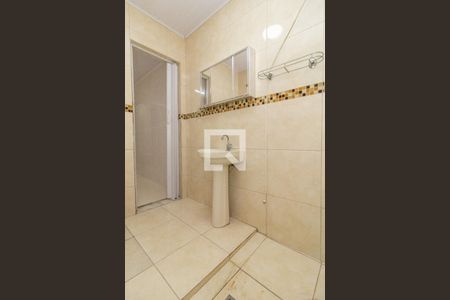 Casa para alugar com 77m², 2 quartos e 1 vaga Casa para alugar com 77m², 2 quartos e 1 vagaBanheiro