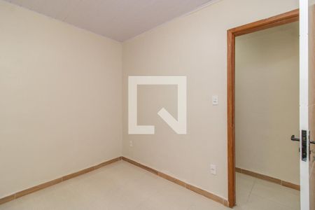 Quarto 1 de casa para alugar com 2 quartos, 77m² em Marechal Hermes, Rio de Janeiro