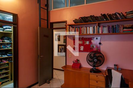 Casa de condomínio à venda com 365m², 6 quartos e 3 vagasquarto 3