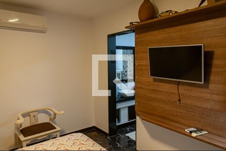 Casa de condomínio à venda com 365m², 6 quartos e 3 vagasquarto 5 suite