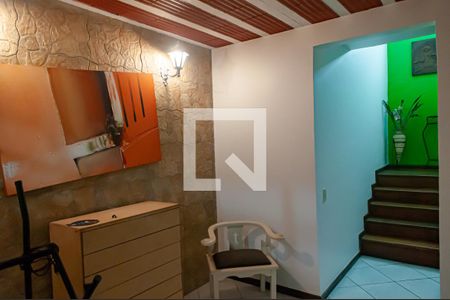 Casa de condomínio à venda com 365m², 6 quartos e 3 vagashall 2