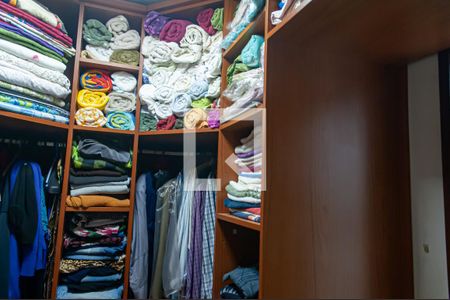 Casa de condomínio à venda com 365m², 6 quartos e 3 vagasquarto 2 suite