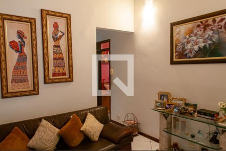 Casa de condomínio à venda com 365m², 6 quartos e 3 vagashall