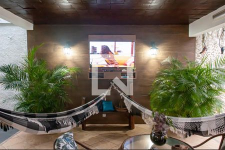 Casa de condomínio à venda com 365m², 6 quartos e 3 vagaschurrasqueira