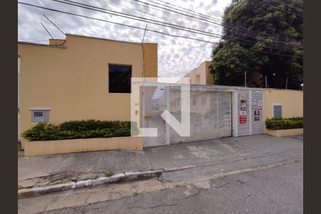 Casa de condomínio à venda com 100m², 2 quartos e 2 vagasFachada