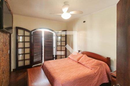 Casa à venda com 199m², 3 quartos e 2 vagasQuarto 1