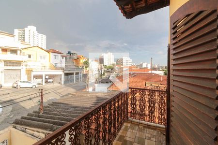 Casa à venda com 199m², 3 quartos e 2 vagasVaranda do quarto 1