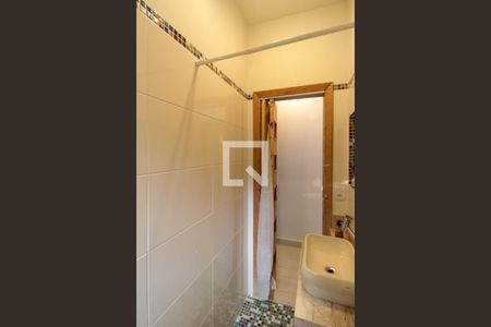 Casa à venda com 199m², 3 quartos e 2 vagasBanheiro de serviço