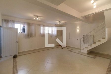 Casa à venda com 199m², 3 quartos e 2 vagasSalão