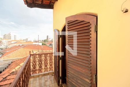 Casa à venda com 199m², 3 quartos e 2 vagasVaranda do quarto 1