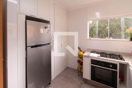 Casa à venda com 199m², 3 quartos e 2 vagasCozinha