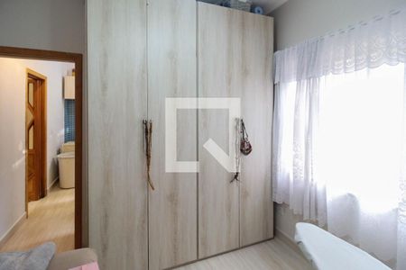Casa à venda com 199m², 3 quartos e 2 vagasQuarto de serviço