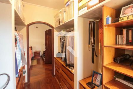 Casa à venda com 199m², 3 quartos e 2 vagasCloset do quarto 1