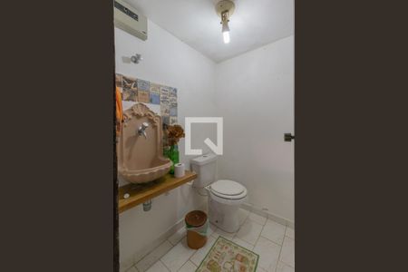 Casa para alugar com 500m², 4 quartos e 6 vagas Casa para alugar com 500m², 4 quartos e 6 vagasLavabo