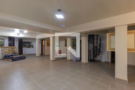 Casa para alugar com 500m², 4 quartos e 6 vagas Casa para alugar com 500m², 4 quartos e 6 vagasAteliê